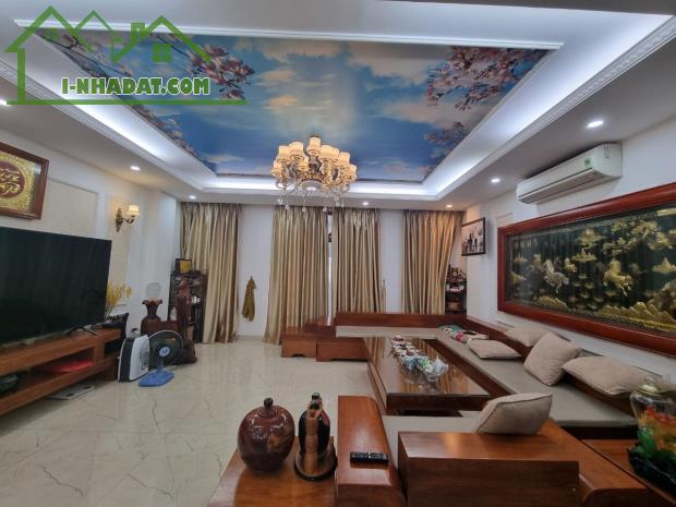 Bán nhà phố Nguyên Hồng, Đống Đa, ô tô, vỉa hè 7 tầng thang máy, vừa ở vừa cho thuê 40 tr! - 2