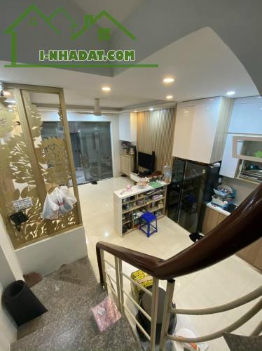 Bán Nhà Riêng Đường Nguyễn Khoái - Q. Hai Bà Trưng 37/40m2 5 Tầng 5 Tỷ