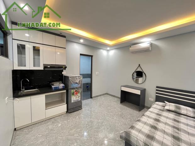 Cực hiếm! Phố Nguyễn Trãi,29 phòng - thang máy- ô tô - dòng tiền 1 tỷ/năm 120m2 x 8Tx15 tỷ - 3
