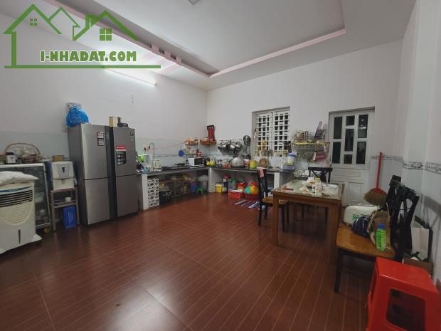 Nhà bán khu dân cư Tân Phong, 1 trệt 1 lầu 90m2 sổ hồng hoàn công giá rẻ nhất thị trường - 3