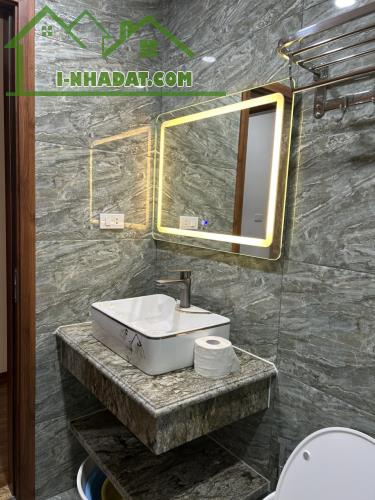 Nhà đẹp 6 tầng phố Tôn Đức Thắng, quận Đống đa, 45m2 giá 5.9 tỷ. - 3