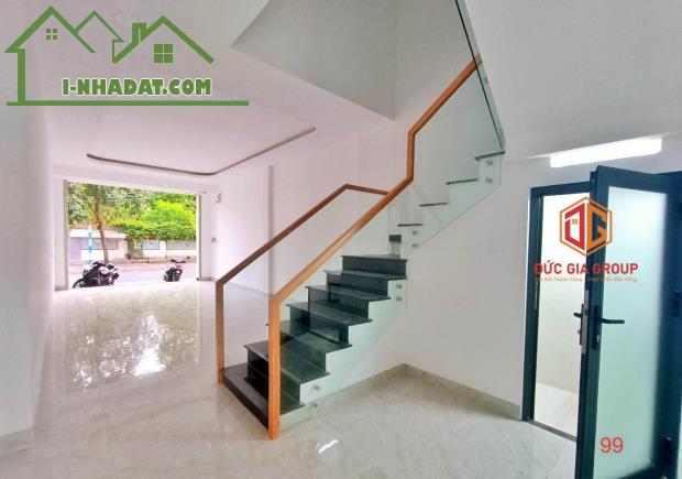 Bán nhà mặt tiền đường Nguyễn Thành Phương phường Thống Nhất 1 trệt 2 lầu 128m2 giá 8,8 tỷ - 3