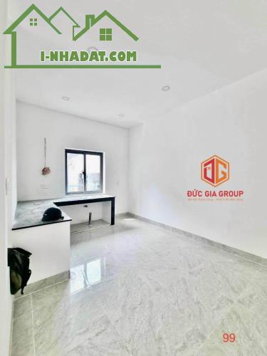 Bán nhà mặt tiền đường Nguyễn Thành Phương phường Thống Nhất 1 trệt 2 lầu 128m2 giá 8,8 tỷ - 1