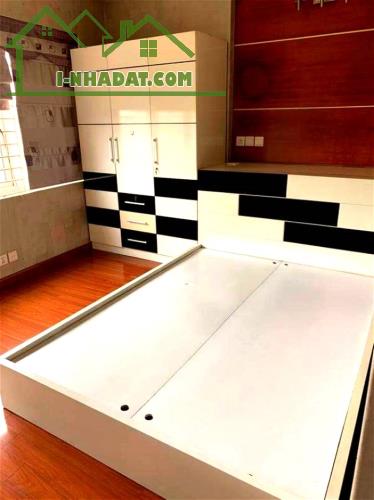Bán nhà mặt phố KIM NGƯU, 63m2, mặt tiền 4,1m, vỉa hè 5m gần ngã tư LẠC TRUNG, Giá 16,5 tỷ