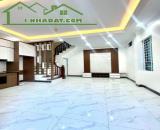 Nhà Đẹp, Ở Ngay. Bán Nhà Đức Giang, Long Biên 5T, 32m2 chỉ 4,65 tỷ