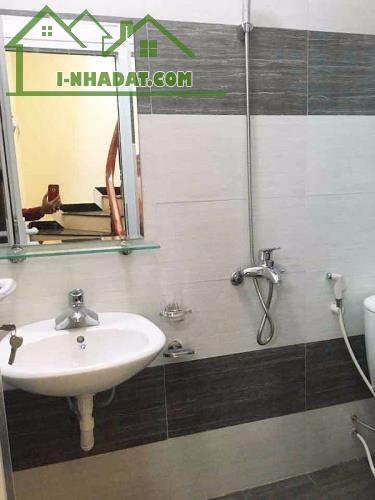 Bán nhà đẹp ở ngay Ngã 5 Hà Trì–Chợ Hà Đông, ô tô đỗ gần,(50m2 *4T ) ô tô đỗ gần -7.5 tỷ