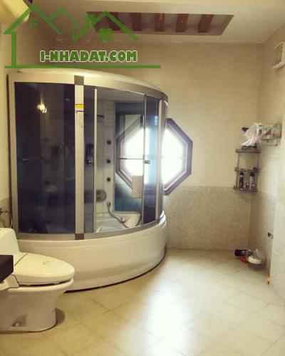 Cho thuê biệt thự KĐT Việt Hưng. S: 200m2. Thiết kế gồm 3 tầng 5 ngủ 5wc- - 1