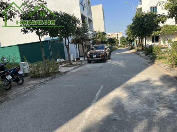 Bán 70m đất 31ha Trâu Quỳ Gia Lâm mt 4,5m,vỉa hè, oto tránh, kinh doanh,giá 8,4 tỷ có TL
