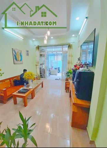 💥Kiệt 3m Trần Cao Vân. Vài bước chân ra Mặt Tiền, DT 45m2, Chỉ 2Tỷx