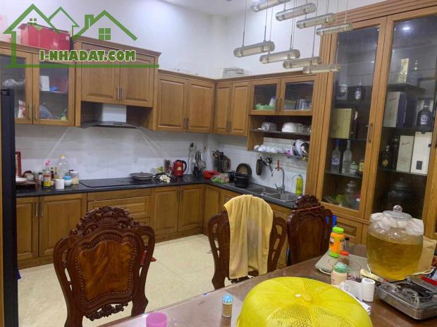 Bán nhà mặt tiền Lê Lâm, phường Phú Thạnh, quận Tân Phú, dt 5x20m 3 lầu giá 12 tỷ - 1