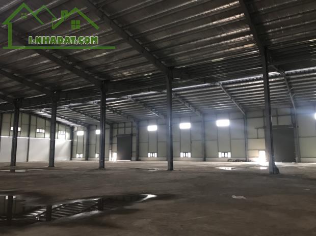 Cho thuê nhà xưởng 10.000m2, Khu CN Quế Võ 3, đầy đủ nhà xe và văn phòng. - 2