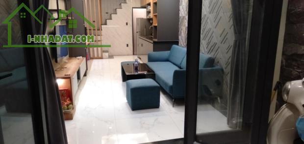 Nhà Mặt Tiền Đường Võ Văn Tần, Quận 3, 45m2, 5 Tầng, Ngang 3m, Dài 15m - 3