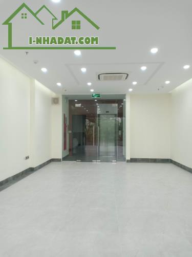 Cho thuê nhà Trung Văn, Vinaconex Nam Từ Liêm 90m2 x 5t, thông sàn, mới hoàn thiện - 4