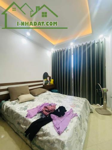 Cần Bán Nhà Ngô Gia Tự,Phường Đức Giang, Long Biên 40m2, 4T chỉ 6,2 tỷ (phía trước thoáng) - 2