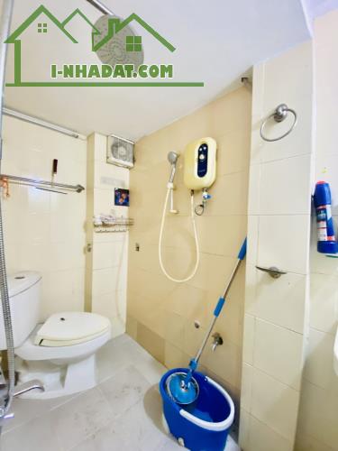 Cần Bán Nhà Mặt Tiền Đường Điện Biên Phủ, Phường 3, Quận 3, 53m2, Ngang 4m. - 2