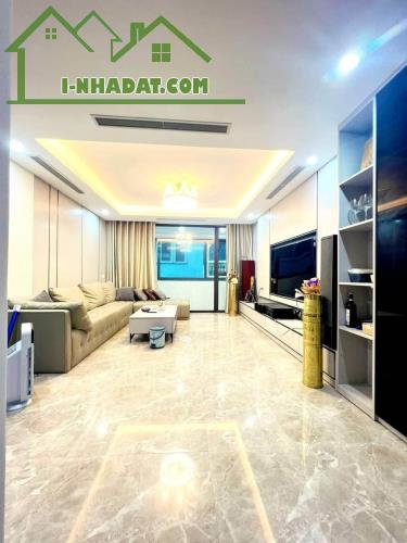 CỰC RẺ! BÁN GẤP NHÀ PHỐ NGUYỄN SƠN, 45M x 5T, PHÂN LÔ, GARA ÔTÔ. GIÁ 9.5 TỶ
