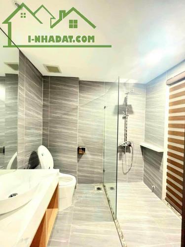CỰC RẺ! BÁN GẤP NHÀ PHỐ NGUYỄN SƠN, 45M x 5T, PHÂN LÔ, GARA ÔTÔ. GIÁ 9.5 TỶ - 2