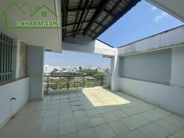 Ngộp ngân hàng, bán nhanh nhà HXH Phạm Văn Hai, 70m2, 3 tầng, chỉ 8 tỷ 500