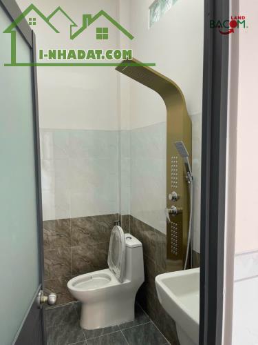 Bán nhà 1T1L, SHR thổ cư 100%, gần ủy ban, chợ cách đường Bùi Hữu Nghĩa khoảng 100m ( P. â - 3