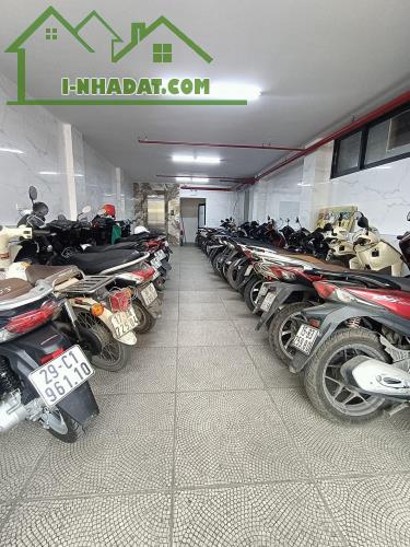 Bán toà văn phòng Hoàng Quốc Việt, Cầu Giấy 42,6 tỷ 123m 9T có hầm MT6,2 Lô góc Vỉa hè - 1