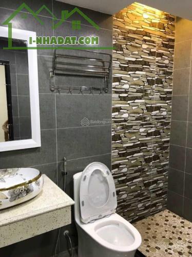 Bán nhà Phúc Đồng phố Chu Huy Mân ngay cạnh Vinhome 68m 4 tầng, Có Sân Rộng 12m giá 6,75 t - 4