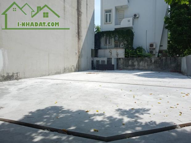 Bán mảnh đất mặt phố Vạn Phúc, Hà Đông, 156m2, mt10m phù hợp tòa 9 tầng hầm kinh doanh