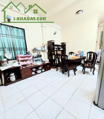 Bán nhà HXT KD Tô Hiến Thành, P13, Q10, 182m2, 4 tầng, ngang 8m. - 3