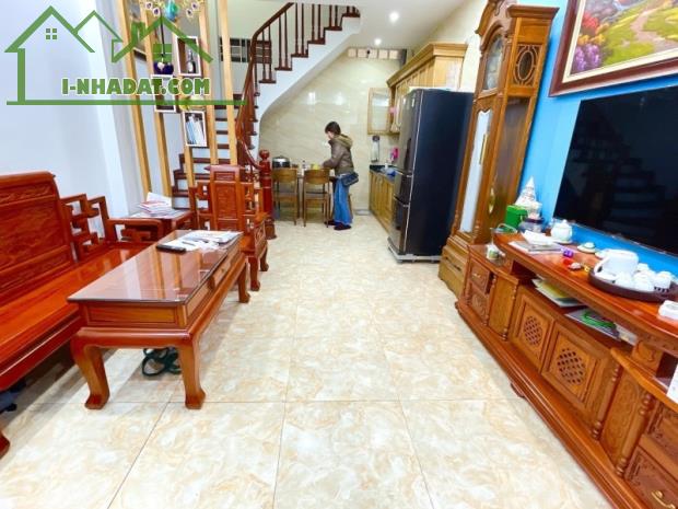 Bán nhà Giang Văn Minh Ba  Đình 35m x6t, mt4, Giá 5,55 tỷ - 1