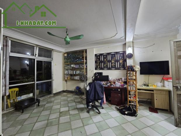 Bán nhà phố Trương Định 100m2*5 tầng, MT 5.5m, giá 10.5 tỷ - 2