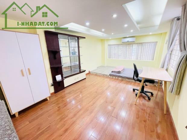 NHÀ HUỲNH VĂN BÁNH GẦN 50M2, NGANG 4.4M, 4 TẦNG, 7PN, SỔ VUÔNG, NHỈNH 8 TỶ. LH 0985808558 - 2