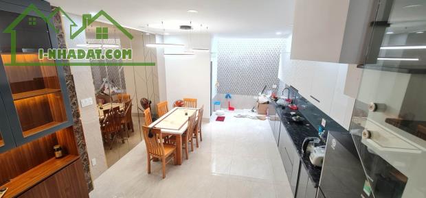 CHÍNH CHỦ BÁN CHUNG CƯ LINH TÂY 89m² 2 PN ĐÃ CÓ SỔ. GIÁ 2 TỶ 350 TRIỆU - 4