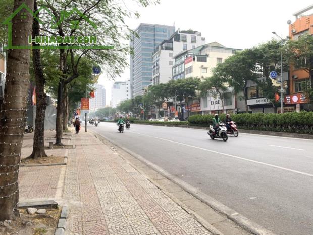 Vị trí Đẹp Nhất, Mặt phố Nguyễn Văn Cừ, 4 Tầng, MT5m, Kinh Doanh Sầm Uất. - 2