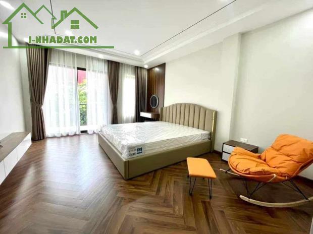 BÁN GẤP NHÀ PHỐ HỒNG TIẾN – LONG BIÊN, 63M x 6T, MT 5M, GARA Ô TÔ, THANG MÁY.  GIÁ 10 TỶ x - 2