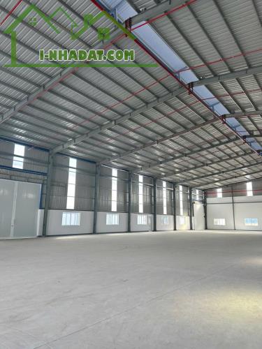 Cho thuê 2000m2 Kho Xưởng Tân Uyên PCCC tự động Gía : 135 triệu/tháng - 3