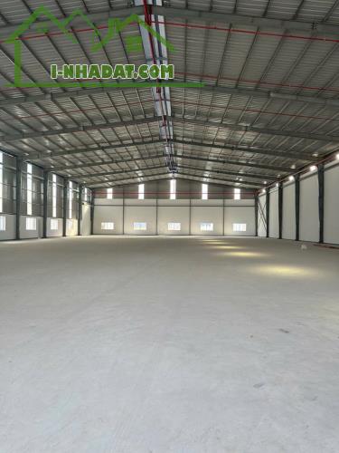 Cho thuê 2000m2 Kho Xưởng Tân Uyên PCCC tự động Gía : 135 triệu/tháng - 1