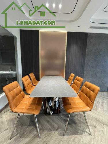 Đẳng cấp Mặt Phố Nguyễn Lam, KD đỉnh,65M,7 tầng thang máy,MT 4M,full nội thất. Hơn 16 tỷ