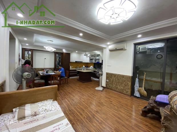 ( LÔ GÓC) Bán nhà Tây Sơn Ngã Tư Sở 95mx4T Lô Góc oto đỗ kinh doanh xây CCMN tuyệt đỉnh