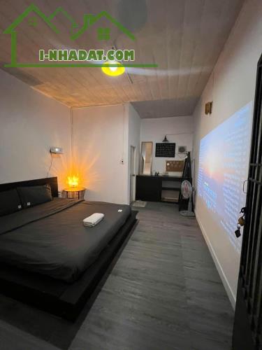 SANG HOMESTAY & CAFE ĐƯỜNG HOÀNG HOA THÁM P10 ĐÀ LẠT, 8PN FULL NỘI THẤT, (13TR/THÁNG)