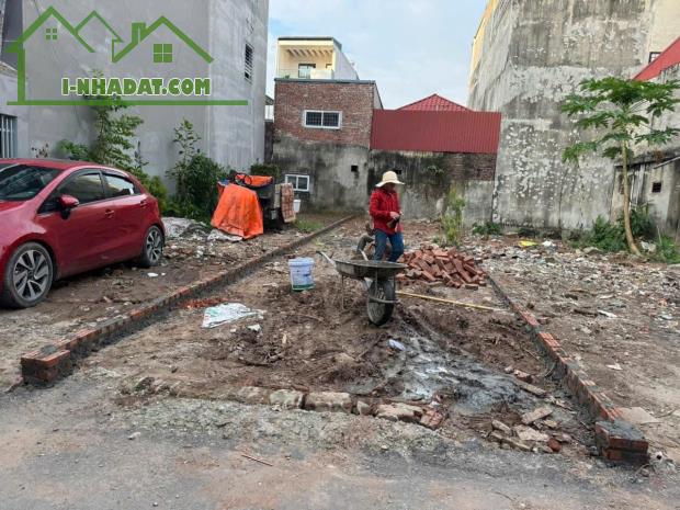 BÁN ĐẤT 45M2 TẠI VẠN PHÚC 2 NGÕ 2M SỔ MỚI BÁN NHANH NÊN ĐỂ GIÁ CÔNG KHAI 1,7 TỈ - 1