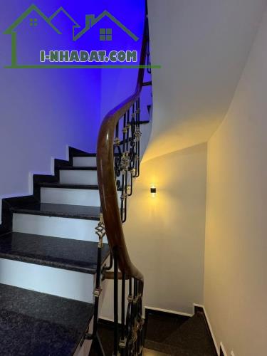 Bán Nhà Phố Hồng Tiến, Bồ Đề, Hoàng Như Tiếp, 32m2, 5 Tầng, Phân Lô, Ô Tô Thông, Hơn 5 Tỷ - 2