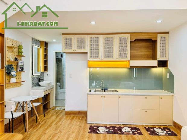 # Nhà Kiệt Núi Thành, gần Duy Tân, 40m2 gác đúc mới đẹp, sân rộng, 2.45 tỷ - 2