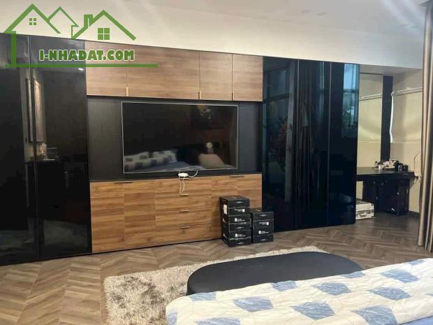 Bán liền kề Xa La, 75m2, 5 tâng, thang máy nhà đẹp giá 16.8 tỷ