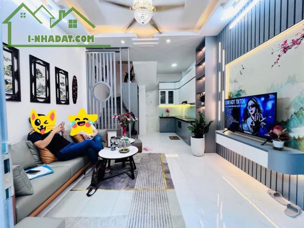 HOA HẬU ĐẸP MỸ ĐÌNH - Ô TÔ ĐỖ CỔNG - 3 THOÁNG ĐẸP Ở NGAY- 42Mx5T - GIÁ 8.x TỶ. - 1