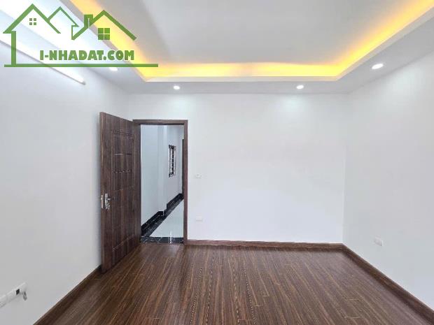 CHÍNH CHỦ GỬI BÁN CĂN NHÀ TẠI LIÊN NINH ĐỐI DIỆN TRƯỜNG TẠ HOÀNG CƠ 45M2 5TANG - 2