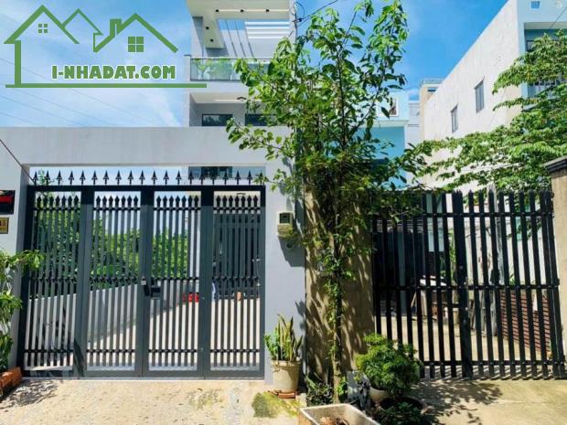 Bán nhà vườn, Phú Định Quận 8, diện tích lớn 126m², chỉ nhỉnh 6 tỷ, giá rẻ tại Phường 16! - 2