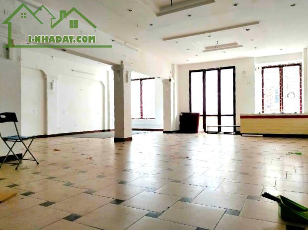 Bán nhà Thái Hà 210m2, MT 10m, Ô tô tránh, 20m ra mặt phố - 1