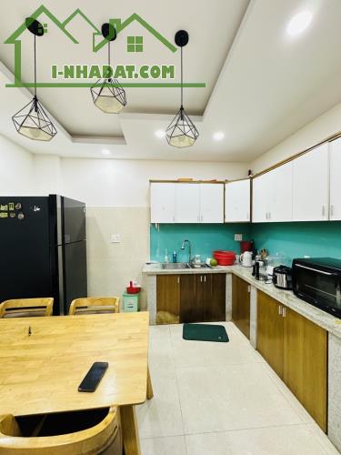 Hoàng Hoa Thám bình thạnh phường 5  nhà bán 61m2 hẻm xe hơi nhà 4 tầng nở hậu nhỉnh 8 tỷ - 1