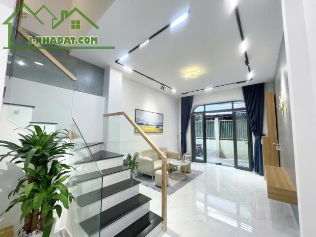 Bán nhà Lạc Long Quân P9, Tân Bình 58m2, HXH, 4 tầng, giá 5,2 tỷ TL - 2