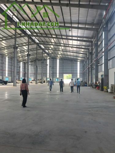 Cho thuê nhà xưởng tại Hưng Yên
- Diện tích 2600m2, 3300m2, 4200m2
- Nhà xưởng xây dựng