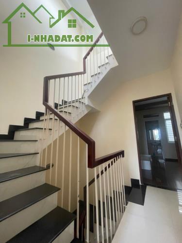 VIP PHÚ NHUẬN, HẺM XE HƠI 60M2 NGUYỄN ĐÌNH CHÍNH, 4 TẦNG, NGANG 4.3M, NỞ HẬU, 4PN NHỈNH9TỶ